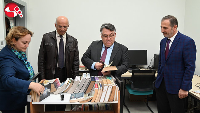 Rektör Özölçer, açılışı gerçekleştirdi