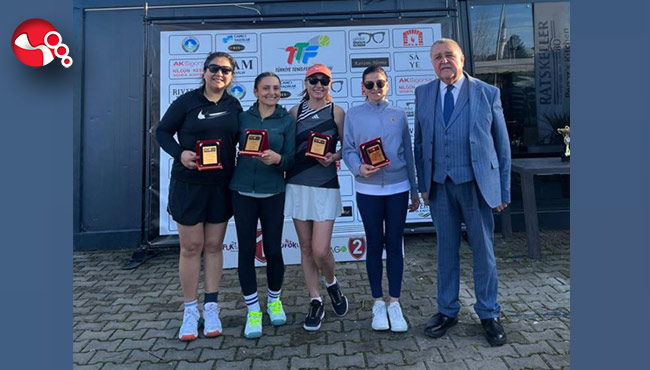 Şampiyonlukla döndüler