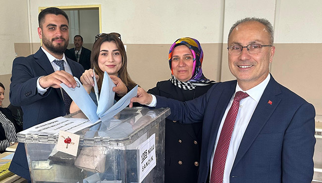 İbrahim Sezer ve ailesi oyunu kullandı