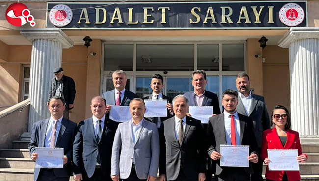 AK Partili üyeler mazbatalarını aldı