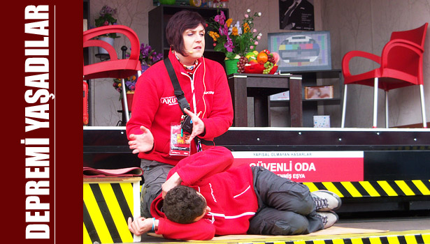 DEPREMİ SİMÜLASYONLA ANLATTILAR