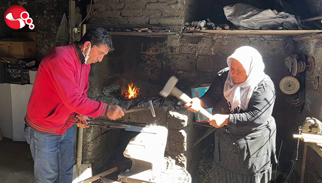 Teknolojiye inat mesleklerini bırakmadılar