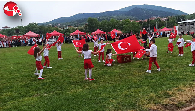 Öğrencilerin gösterileri büyük beğeni topladı…