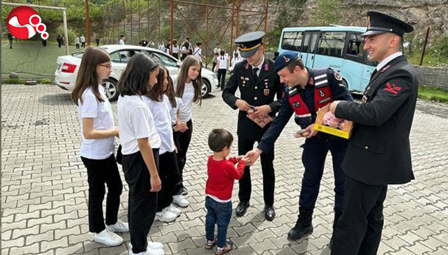 Çaylıoğlu'nda 23 Nisan coşkusu!...