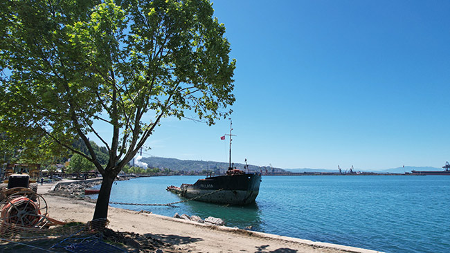Pallada Gemisi’nin söküm işlemleri...