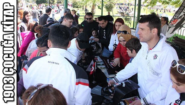 23 NİSAN' DA 1903 ÇOCUĞA 1903 KİTAP DAĞITILDI