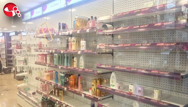 Mağazayı talan ettiler