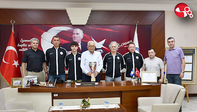 Şampiyonlardan Başkan Posbıyık'a ziyaret...