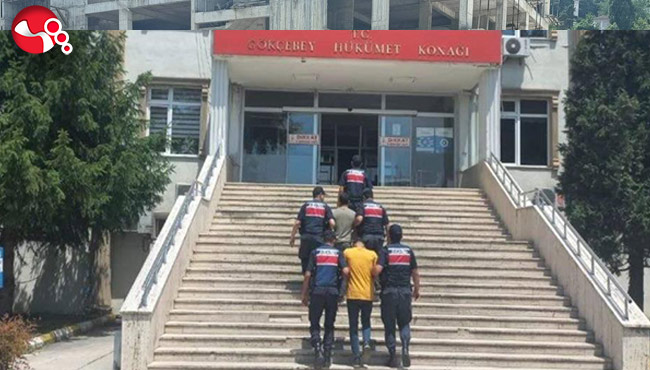 Uyardığı kişilerin saldırısına uğradı