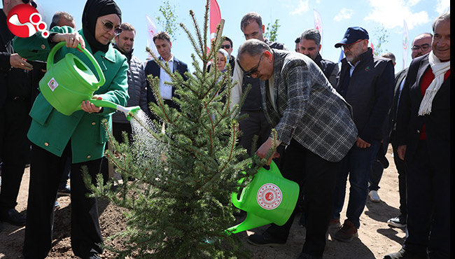 Bakan Özhaseki: “Hedefimiz daha yeşil bir Türkiye!...."