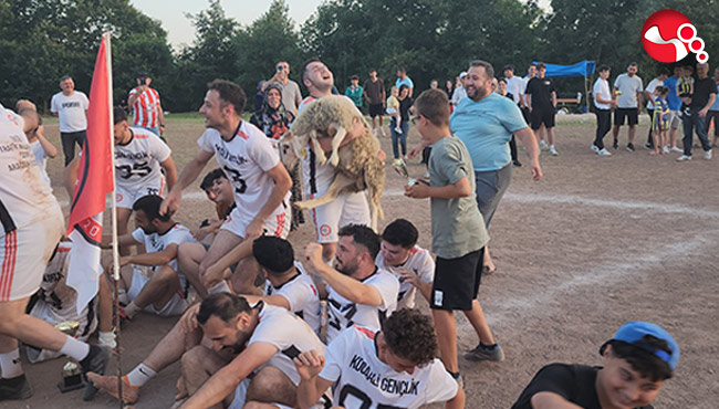 Taner Oktay Dostluk Turnuvası yapıldı