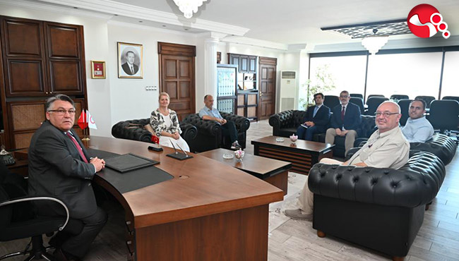 Rektör Özölçer, Uluslararası Akademisyen heyetini kabul etti