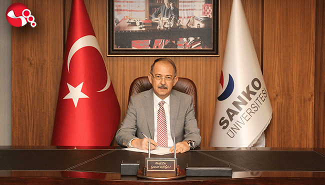 Rektör Dağlı; “Aziz milletimiz, tarihi bir duruş sergilemiştir”