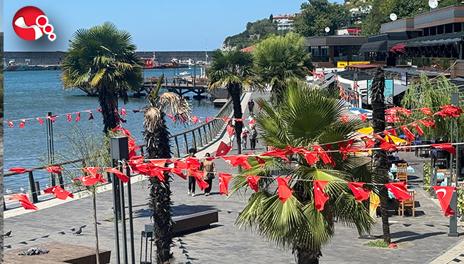 Güzel havayı gören sahile koştu