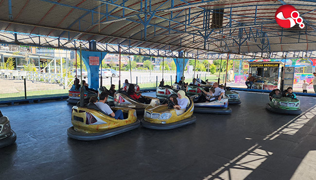 Doyasıya eğlendiler