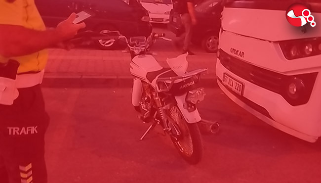 Otomobille Motosiklet çarpıştı!..