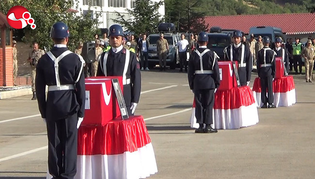 Tunceli şehitlerini uğurladı...