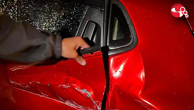 Arabasını bırakıp gitti