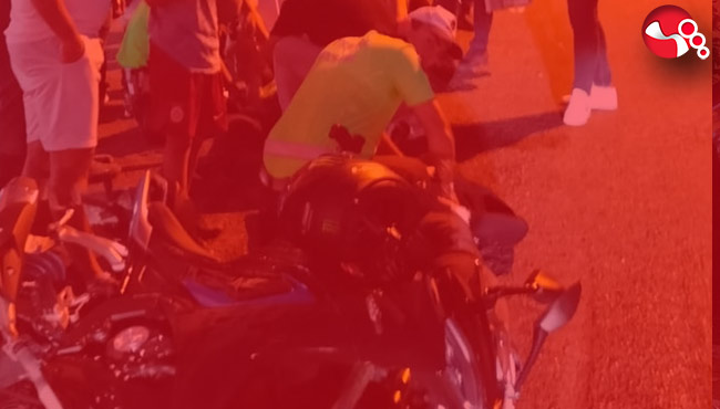 Kendini durdurmak isteyen polis memuruna çarptı!!!!!