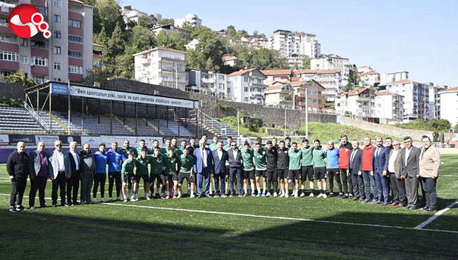 Tüm Kalpler, Eflatun Beyaz Renkler ile Atacak…