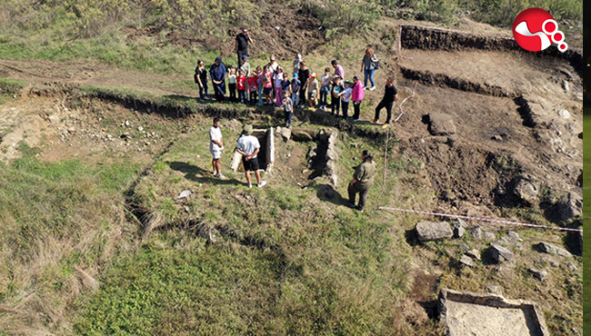 Çocuklarla Akheron’da kazı çalışmaları…
