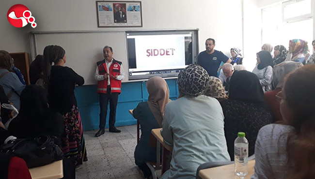 Öğrenci velilerine bilgilendirme eğitimi