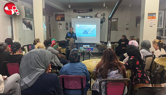 "En İyi Narkotik Polisi Anne" Toplantısı!...