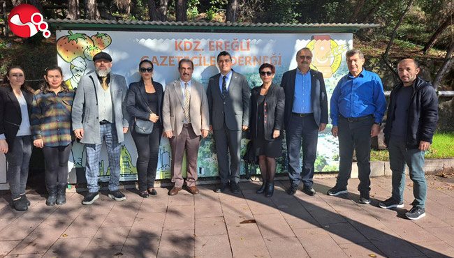 Ödül törenine davet ettiler…