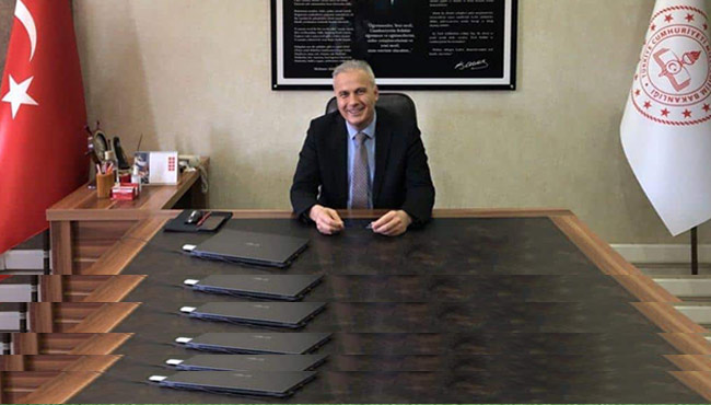 “Cumhuriyet, düşüncesi hür, anlayışı hür, vicdanı hür nesiller ister."