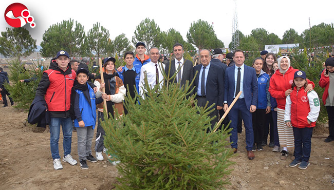 23 bin 500 fidan toprakla buluştu