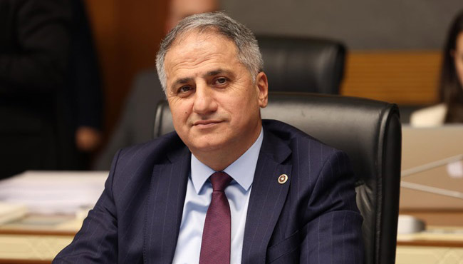 “Öğretmenler, Geleceğin liderlerini yetiştiren en değerli rehberlerdir….”