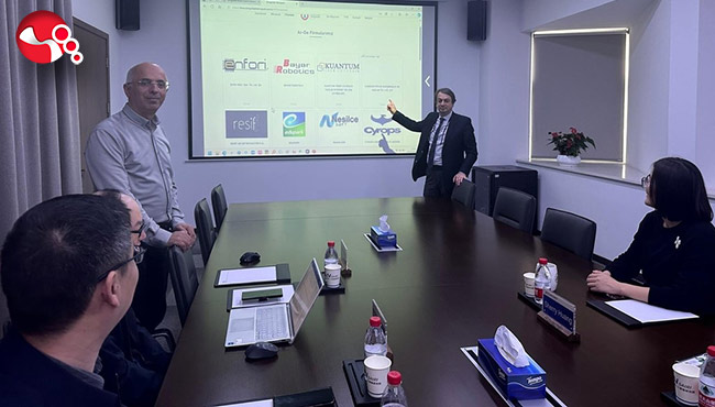 BEUN Heyeti Pekin'deydi… Rektör Özölçer’e ödül...