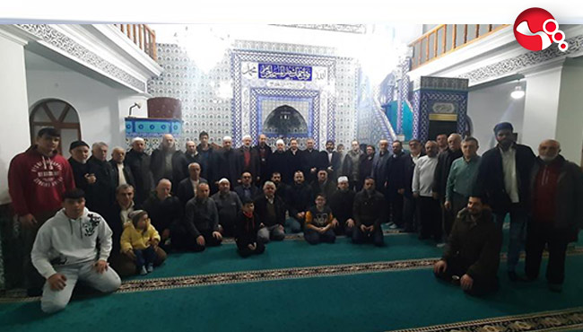 Sabah Namazında buluştular