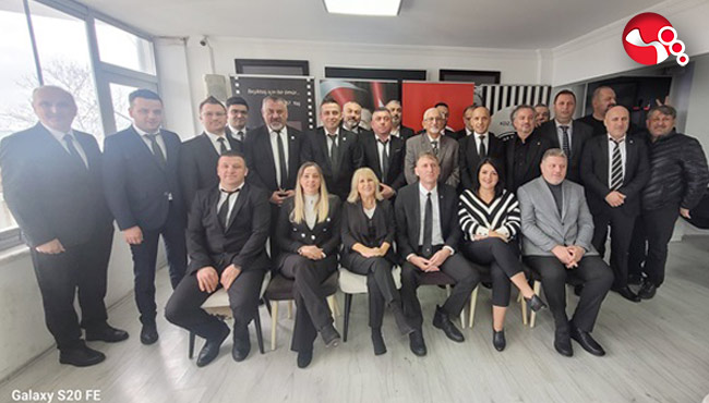 Başiktaşlılar Tarkan Atik'le devam dedi