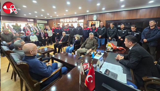 Çalışanlar Başkan Semiz'in yeni yılını kutladı