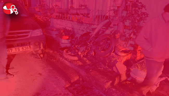 Park halindeki otomobile çarptı