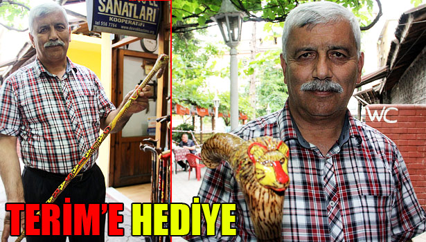 FATİH TERİM'E ASLAN FİGÜRLÜ BASTON