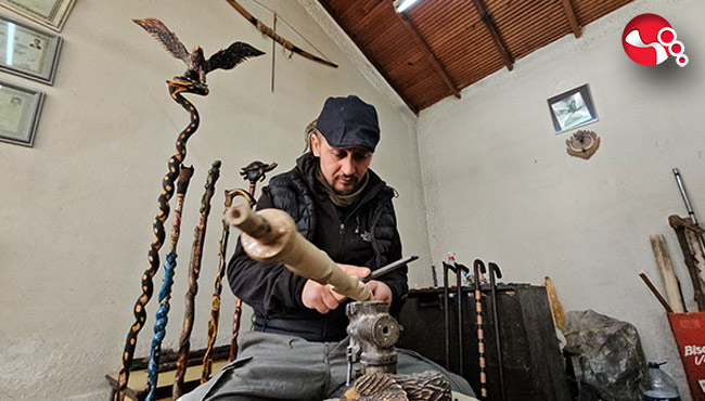 El emeği göz nuru bastonları teknolojiye inat üretiyor