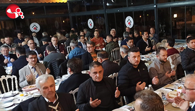 Muhtarlar iftarda bir araya geldi