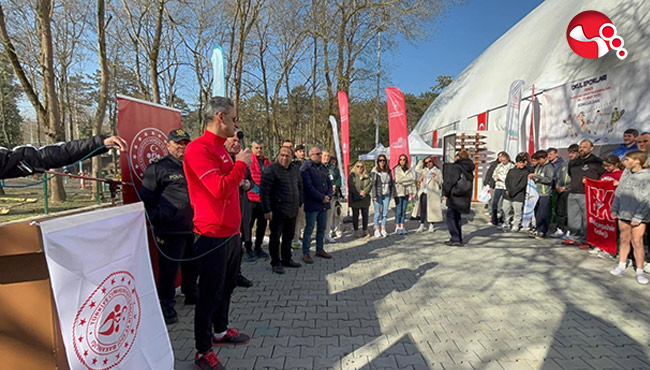 Tenis yıldızlar grup maçları başladı