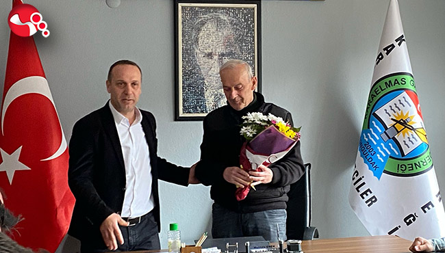 Adaylığını açıkladı…