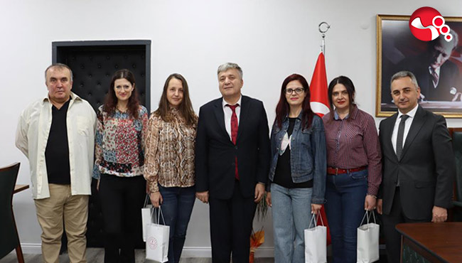 Romanyalı Öğretmenler, Millî Eğitim Müdürü Bozkan’ı ziyaret etti