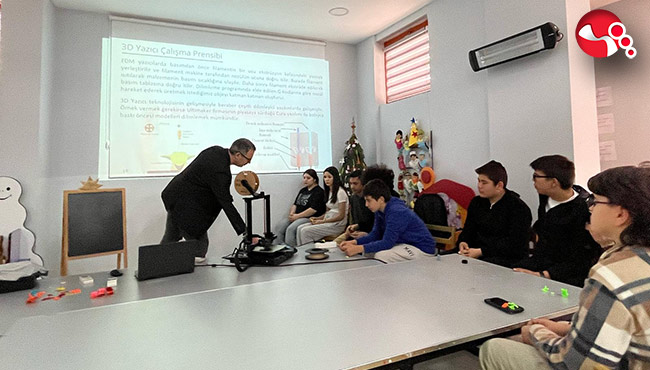 Bu kez, 3D Yazıcı ve Baskı Tekniklerini öğrendiler