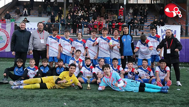 Karadeniz Ereğli Çelikorduspor, şampiyon oldu....