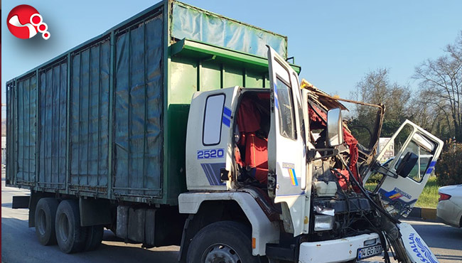 Işık ihlali kazayı getirdi!...