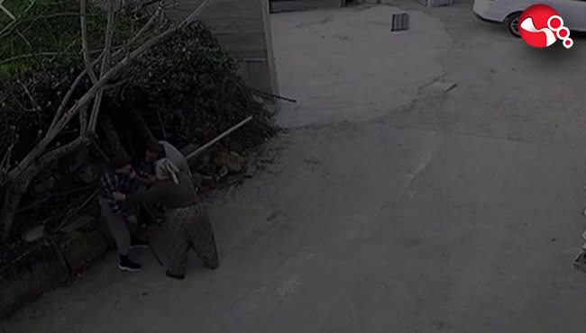 Dayısına kürekle saldırdı: İşte o anlar!.....