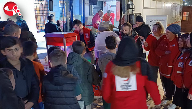 “İyilik yolunda nice Kandillere…”