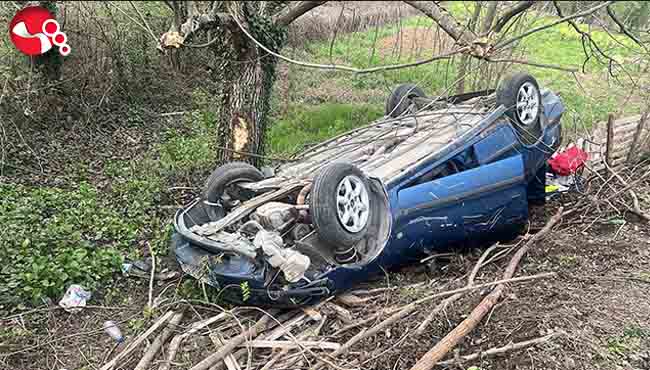 Kontrolden çıktı, takla attı
