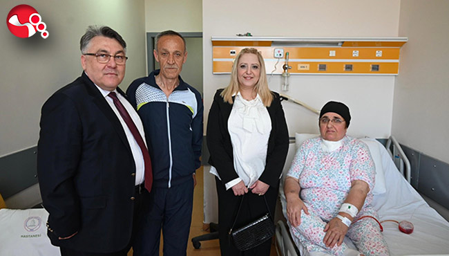 Rektör Özölçer, hastaları ziyaret etti