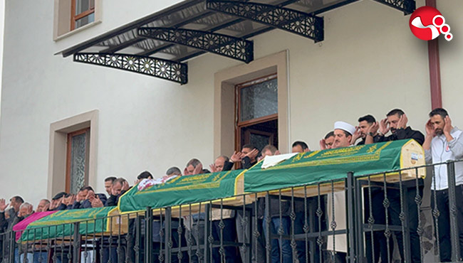 Bayram tatilinden dönen öğretmen aile son yolculuğuna uğurlandı